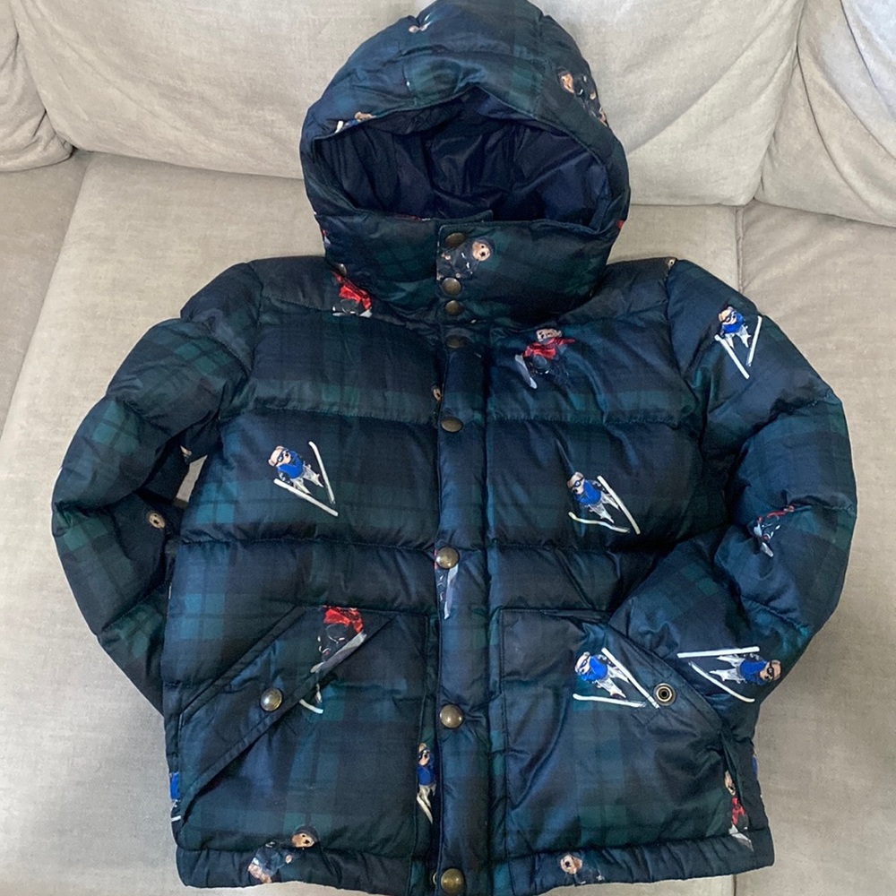 Used polo Ralph Lauren puffer jacket with detachable hood. Boys size 7